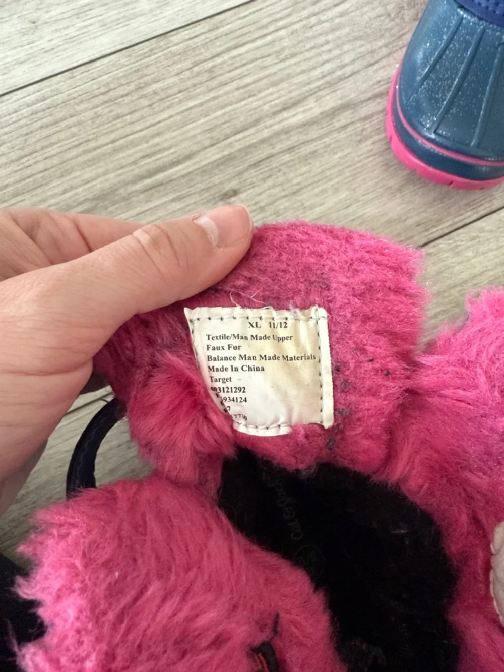 Cat and Jack Girls Navy and Hot Pink Fur Lined Winter Boots 11/12